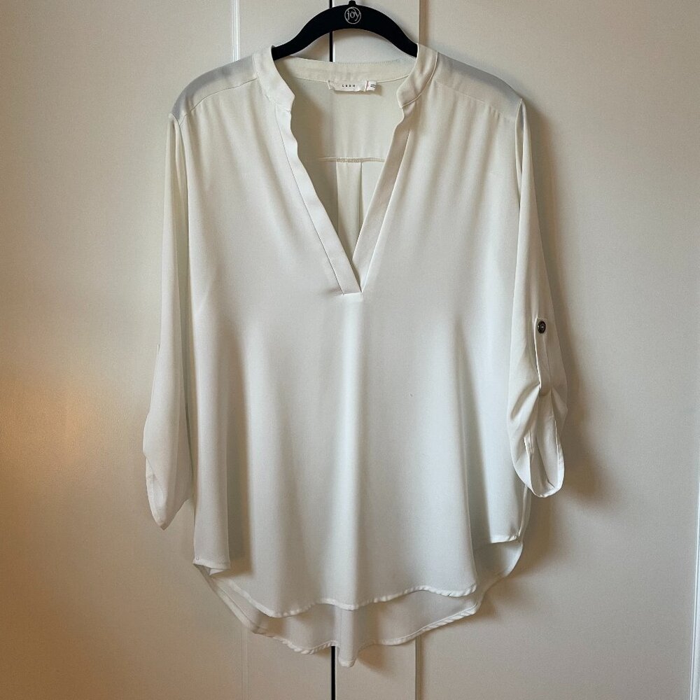 White Lush V-Neck Tunic Blouse with Roll Tab Sleeves (Medium)